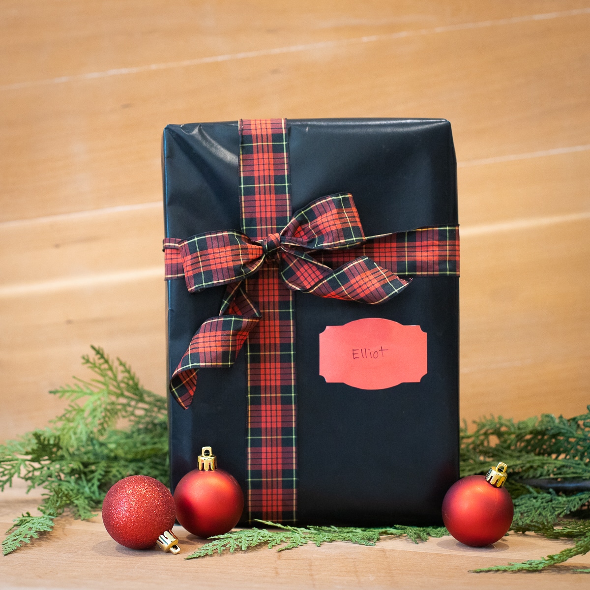 Red Gift Tags for Holiday Gift Wrapping QTY 100 Red Gift Tags for Holiday Gift Wrapping QTY 100