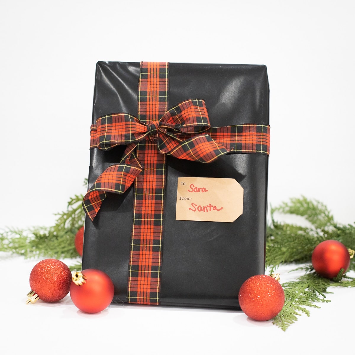 To and From Holiday Kraft Gift Tags for Gift Wrapping QTY 100