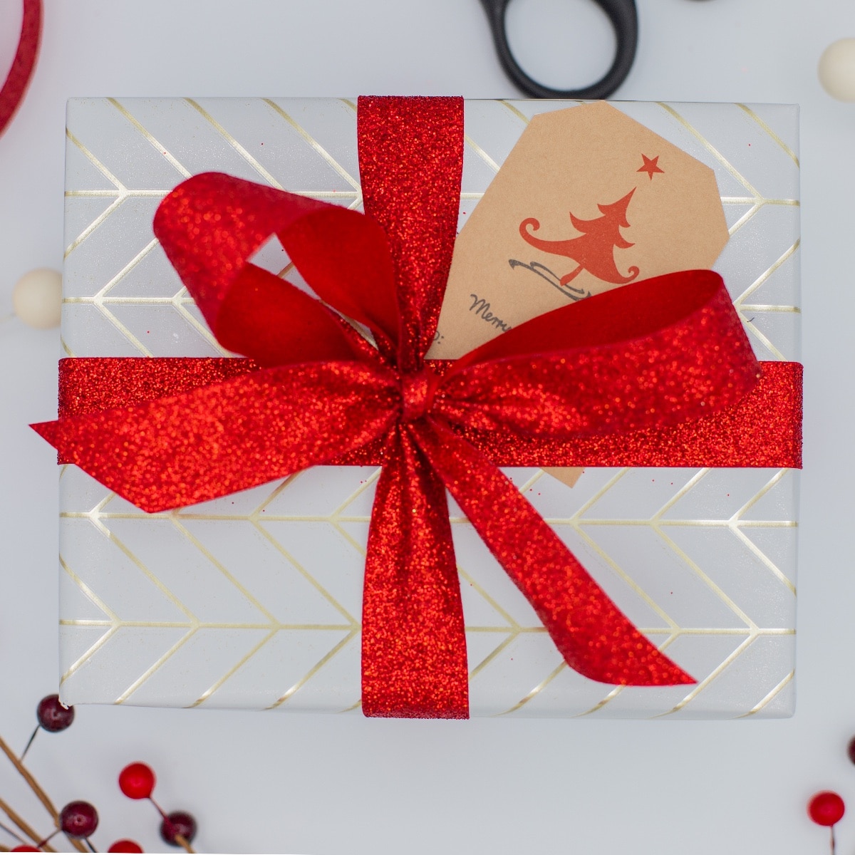 Minimalist Kraft Merry Christmas Gift Tags QTY 100 Minimalist Kraft Merry Christmas Gift Tags QTY 100